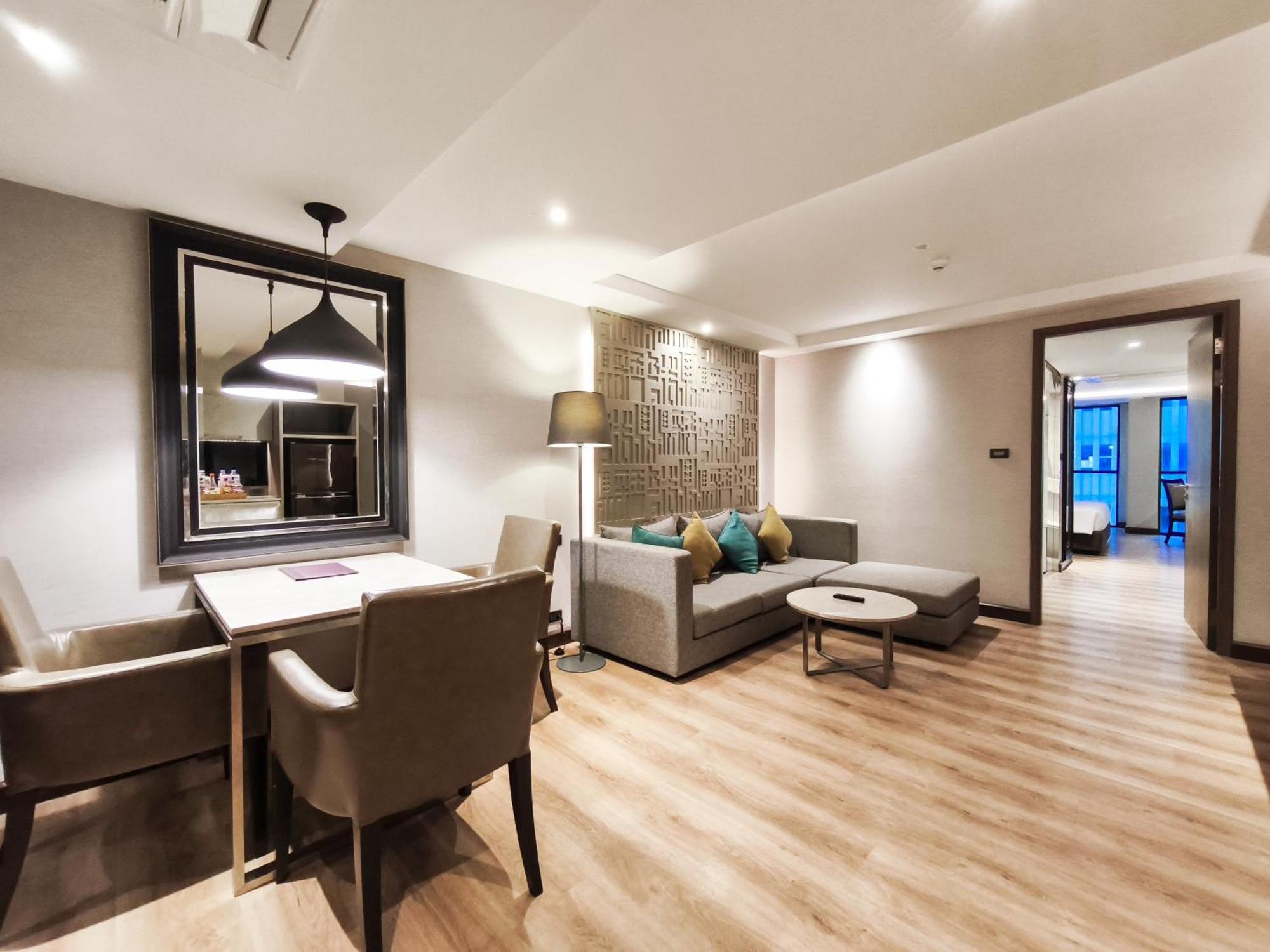 Citrus Suites Sukhumvit 6 By Compass Hospitality Bangkok Exteriér fotografie